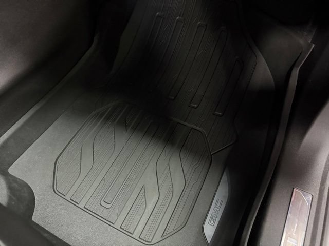 Used 2023 GMC Terrain Denali AWD/4WD image 31