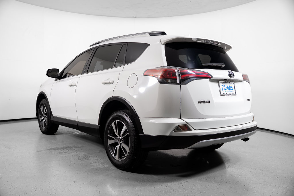 Used 2016 Toyota RAV4 XLE FWD image 10