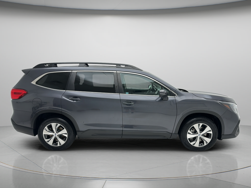 Used 2023 Subaru Ascent Premium w/ Convenience Package AWD/4WD image 2