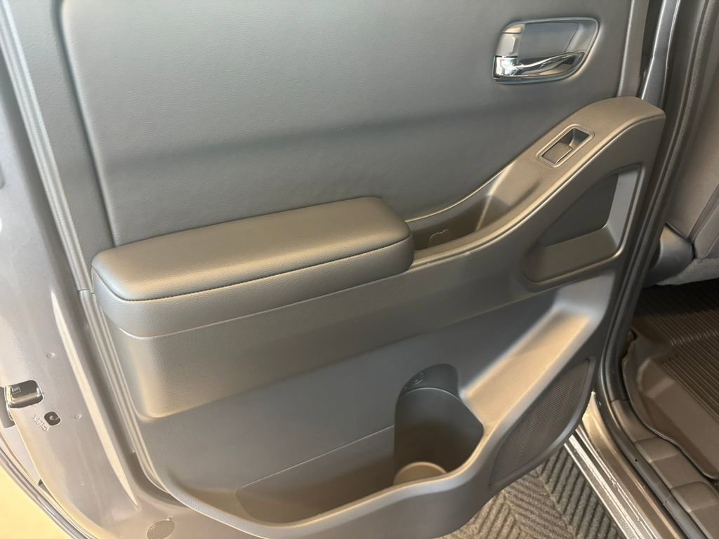 New 2026 Nissan Frontier SV w/ Tow Package image 22