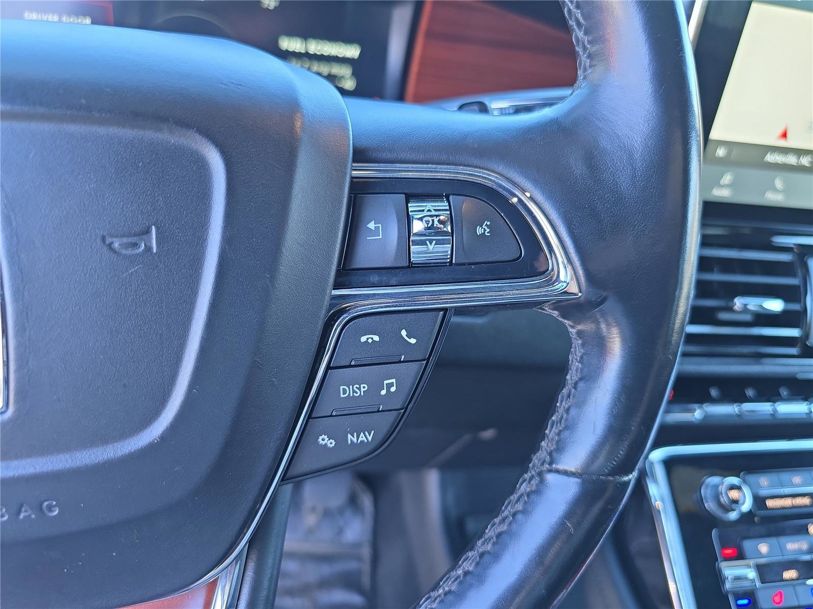 Used 2021 Lincoln Navigator L Reserve image 32