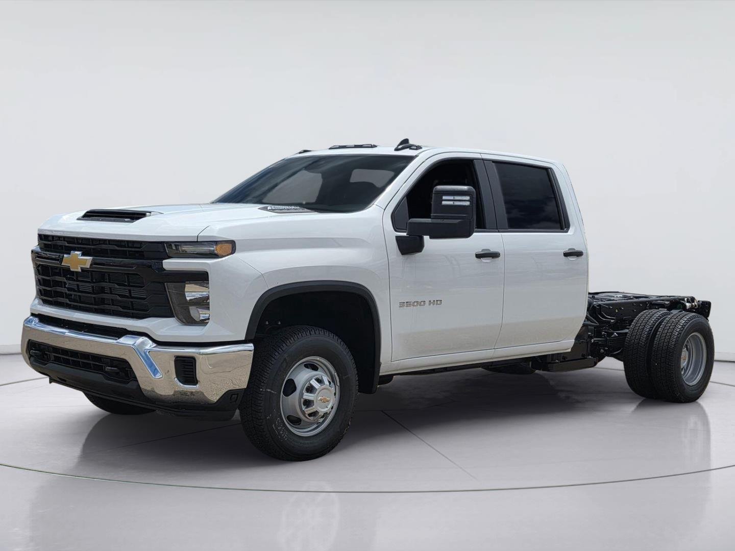 New 2026 Chevrolet Silverado 3500 W/T AWD/4WD image 1