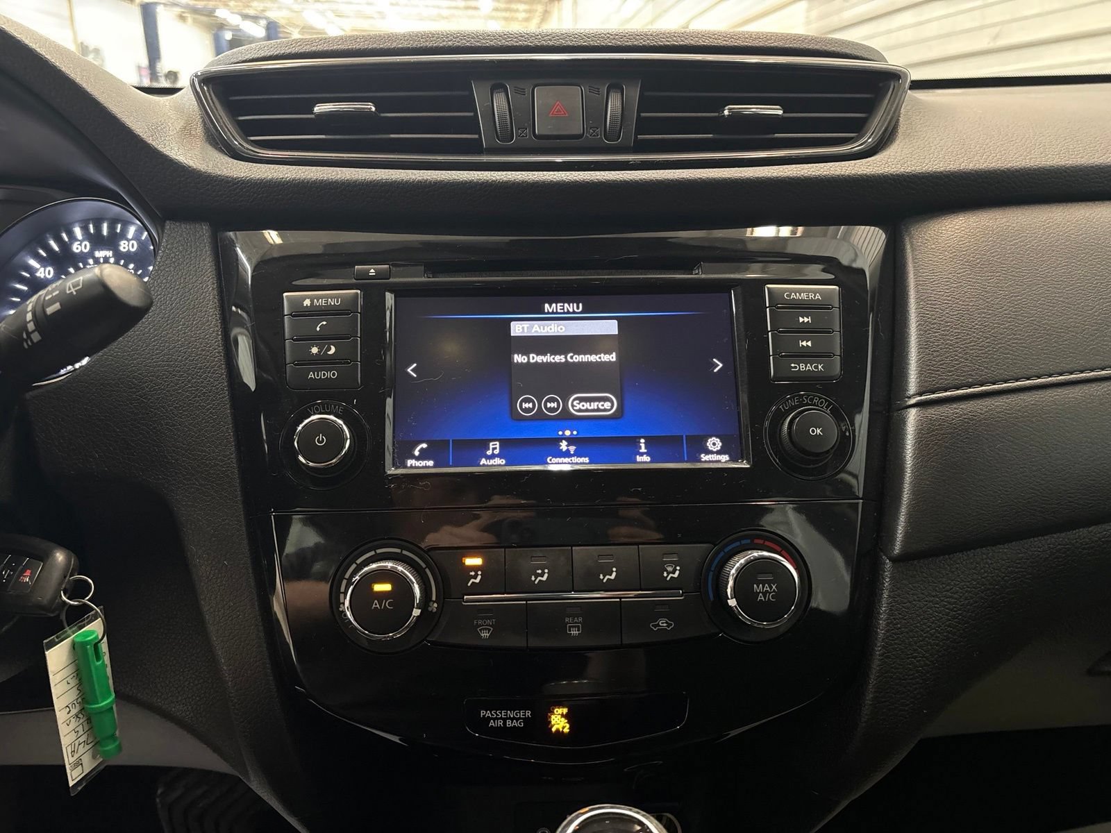 Used 2019 Nissan Rogue S AWD/4WD image 18