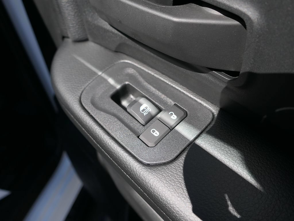 New 2026 RAM 5500 Tradesman w/ Chrome Appearance Group AWD/4WD image 23