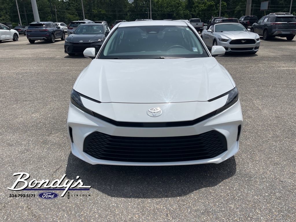 Used 2025 Toyota Camry LE FWD image 2