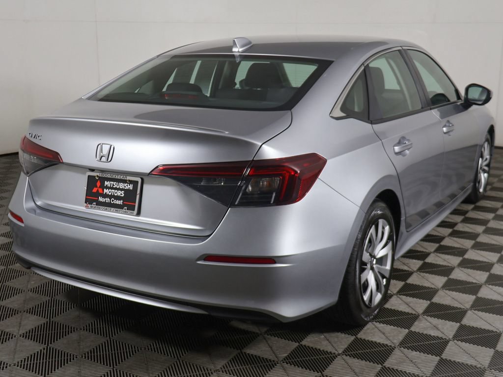 Used 2025 Honda Civic LX image 7