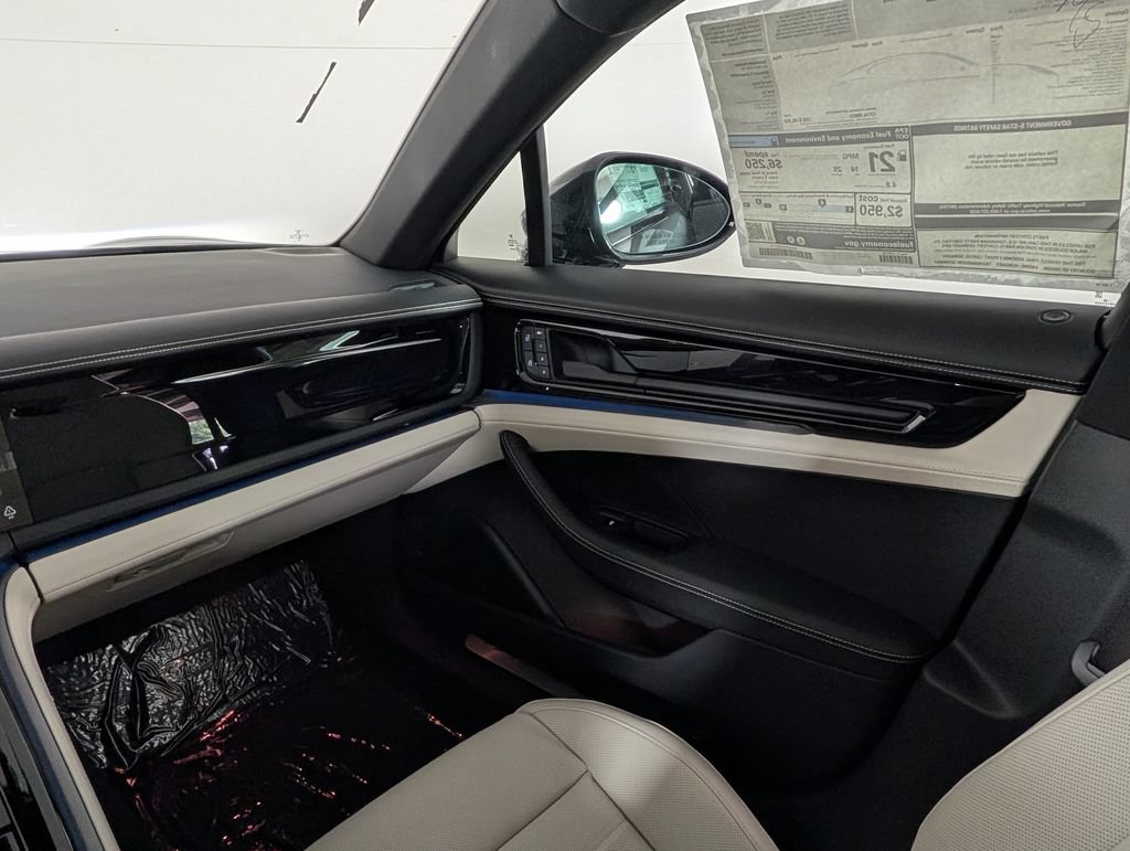 New 2026 Porsche Panamera 4 AWD/4WD image 23