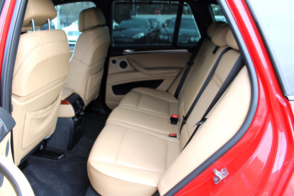 Used 2012 BMW X5 M image 19