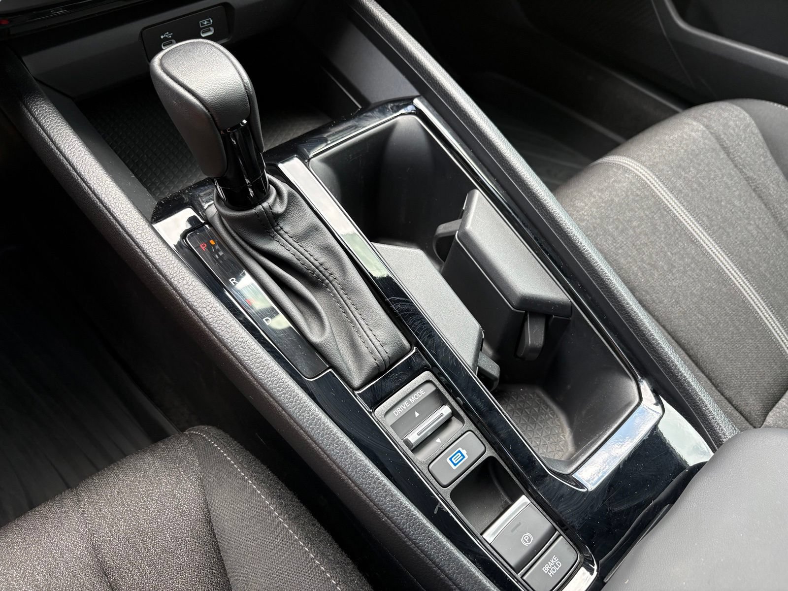 Used 2024 Honda Accord Sport image 19
