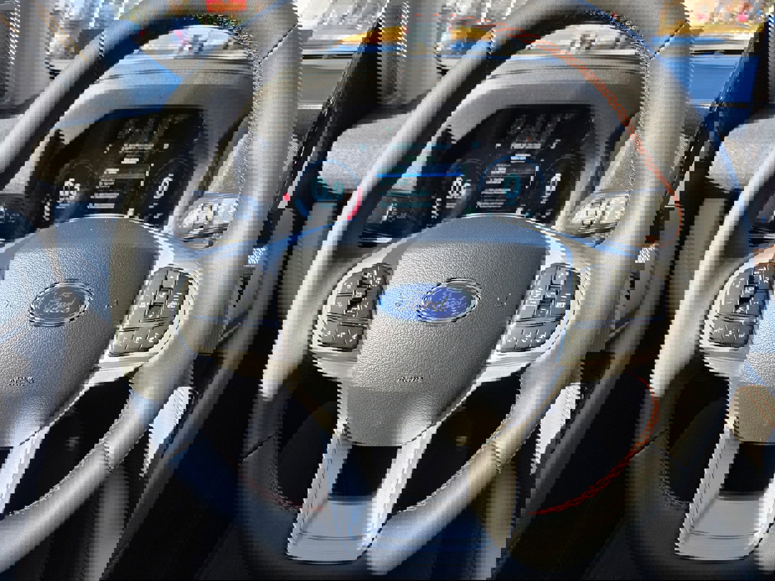 New 2026 Ford Explorer Active w/ Active Comfort Package image 15