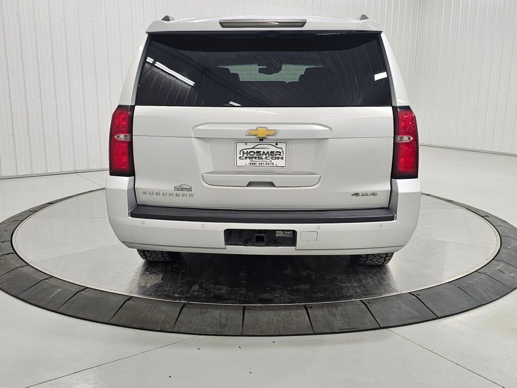 Used 2015 Chevrolet Suburban LT AWD/4WD image 4