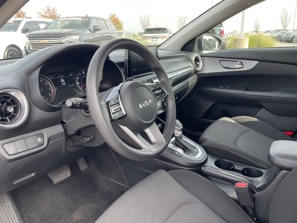 Used 2024 Kia Forte LXS image 9