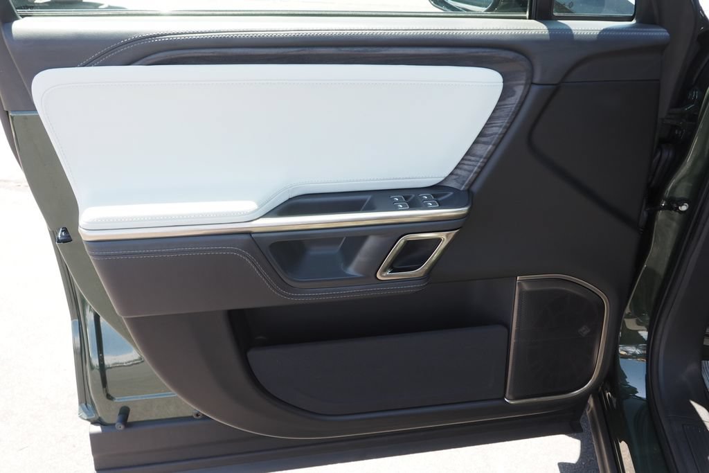 Used 2023 Rivian R1S Launch Edition Quad AWD/4WD image 14