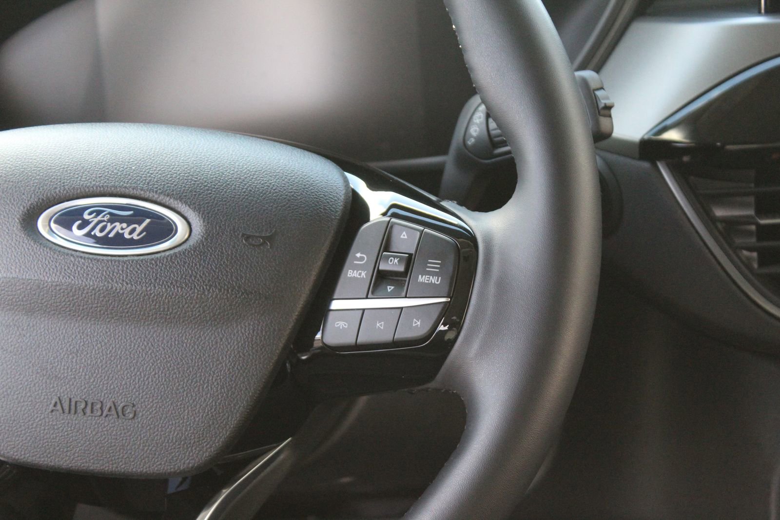 Used 2023 Ford Escape Active image 19