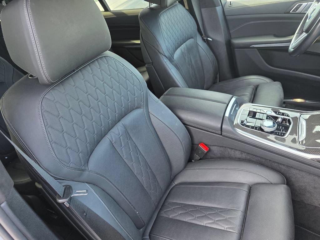 Certified 2024 BMW X7 M60i w/ Executive Package AWD/4WD image 33