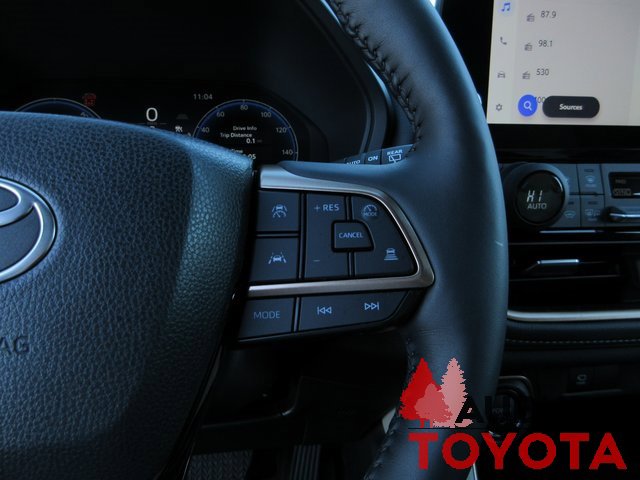 Certified 2025 Toyota Grand Highlander AWD Hybrid image 21