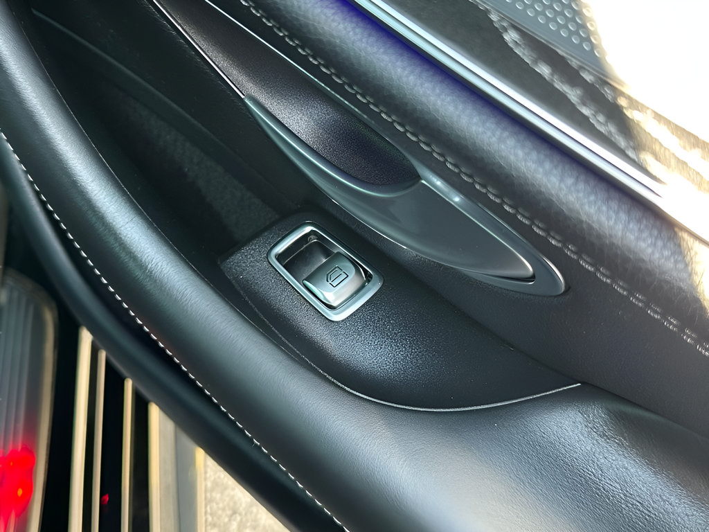 Used 2019 Mercedes-Benz AMG GT 63 image 31