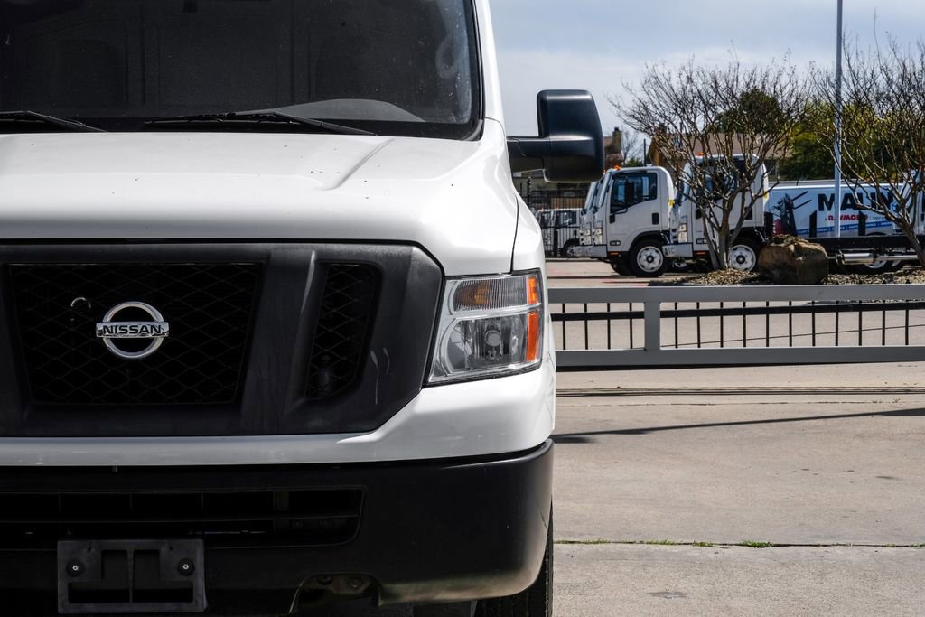 Used 2017 Nissan NV 2500 SV image 36