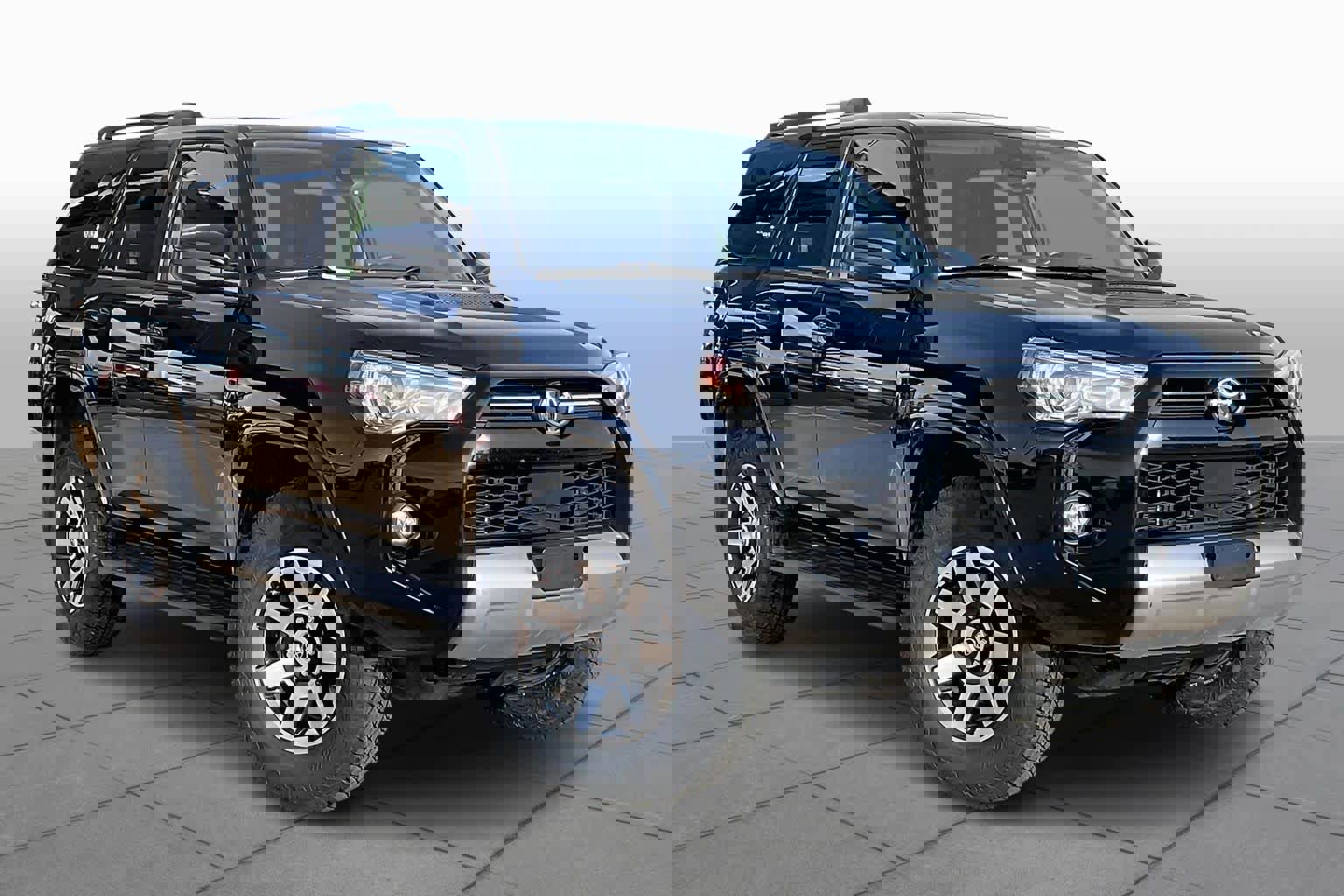 Used 2024 Toyota 4Runner TRD Off-Road image 4