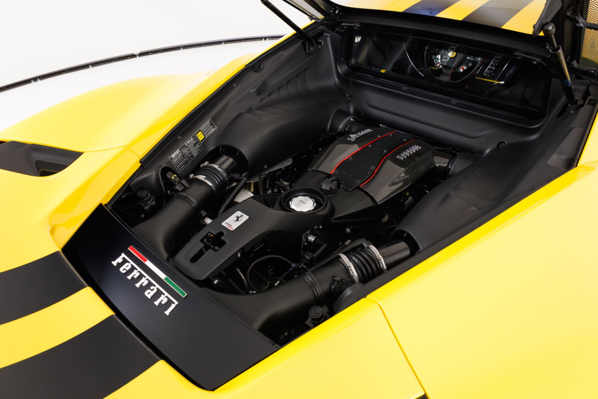 Used 2020 Ferrari 488 Pista image 46