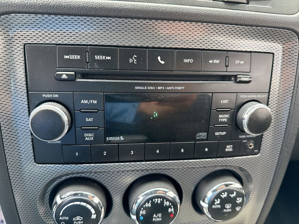 Used 2013 Dodge Challenger R/T image 16