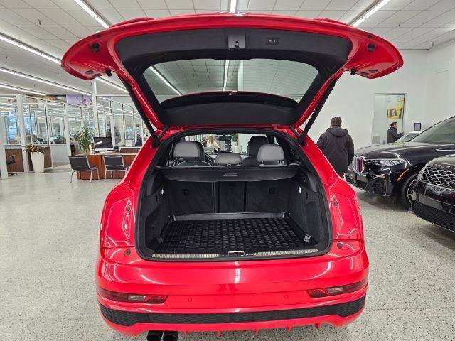 Used 2016 Audi Q3 2.0T Prestige w/ Prestige Package image 40