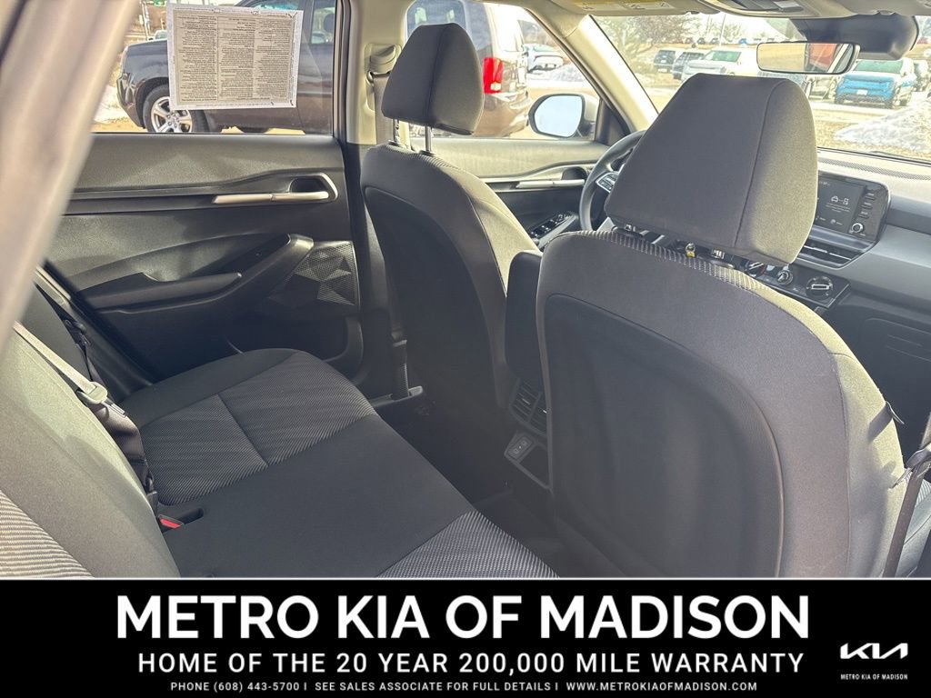 Used 2025 Kia Seltos LX image 34