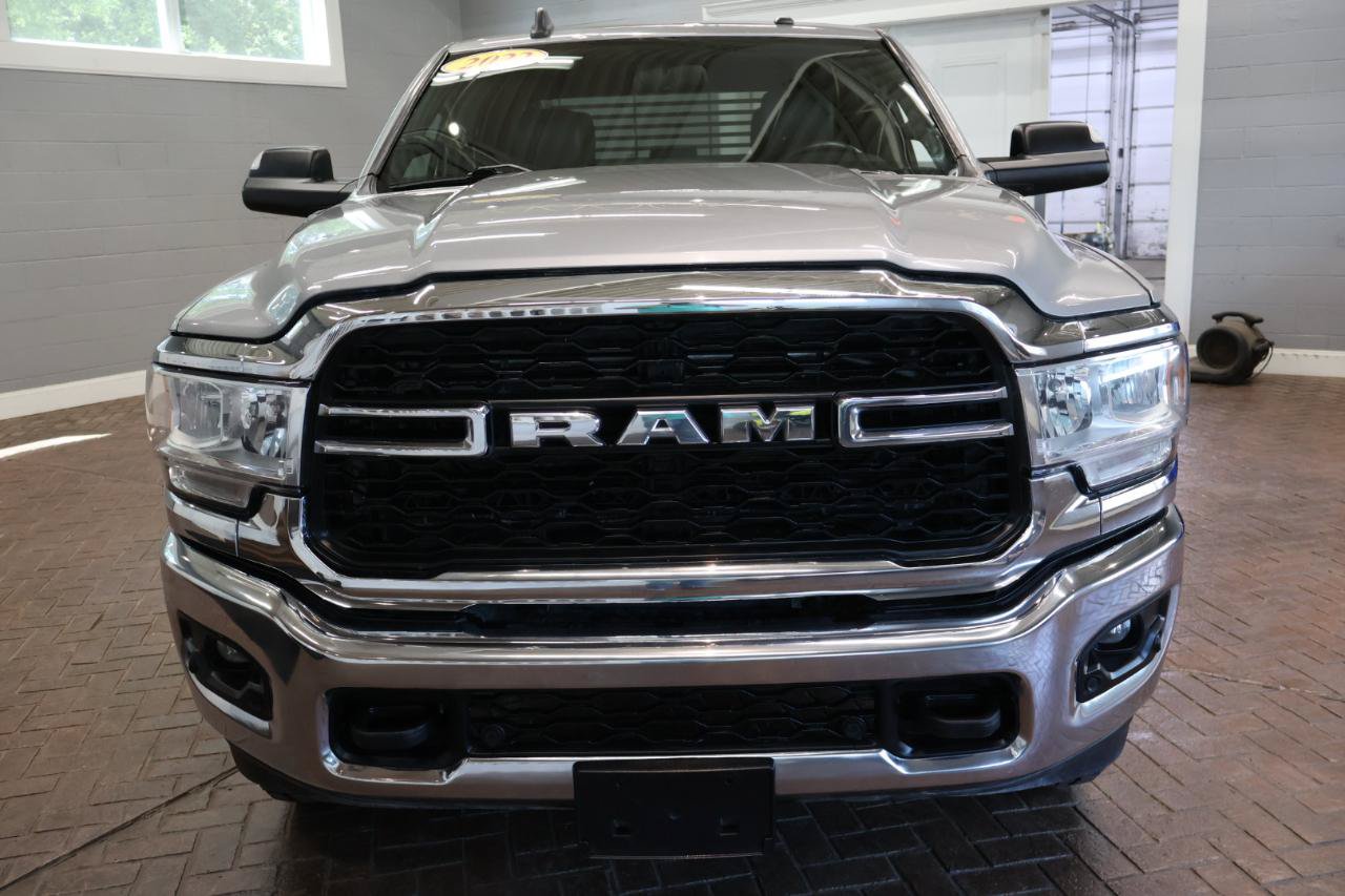 Used 2022 RAM 2500 Tradesman w/ Chrome Appearance Group AWD/4WD image 2