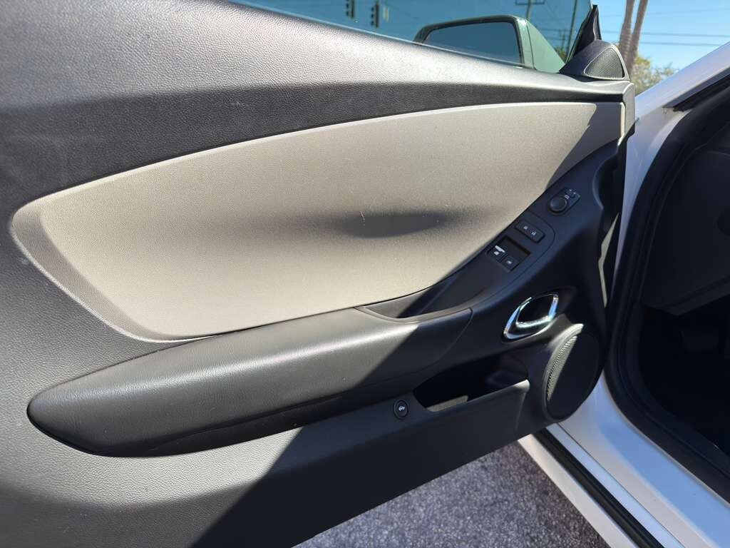 Used 2015 Chevrolet Camaro LS RWD image 9