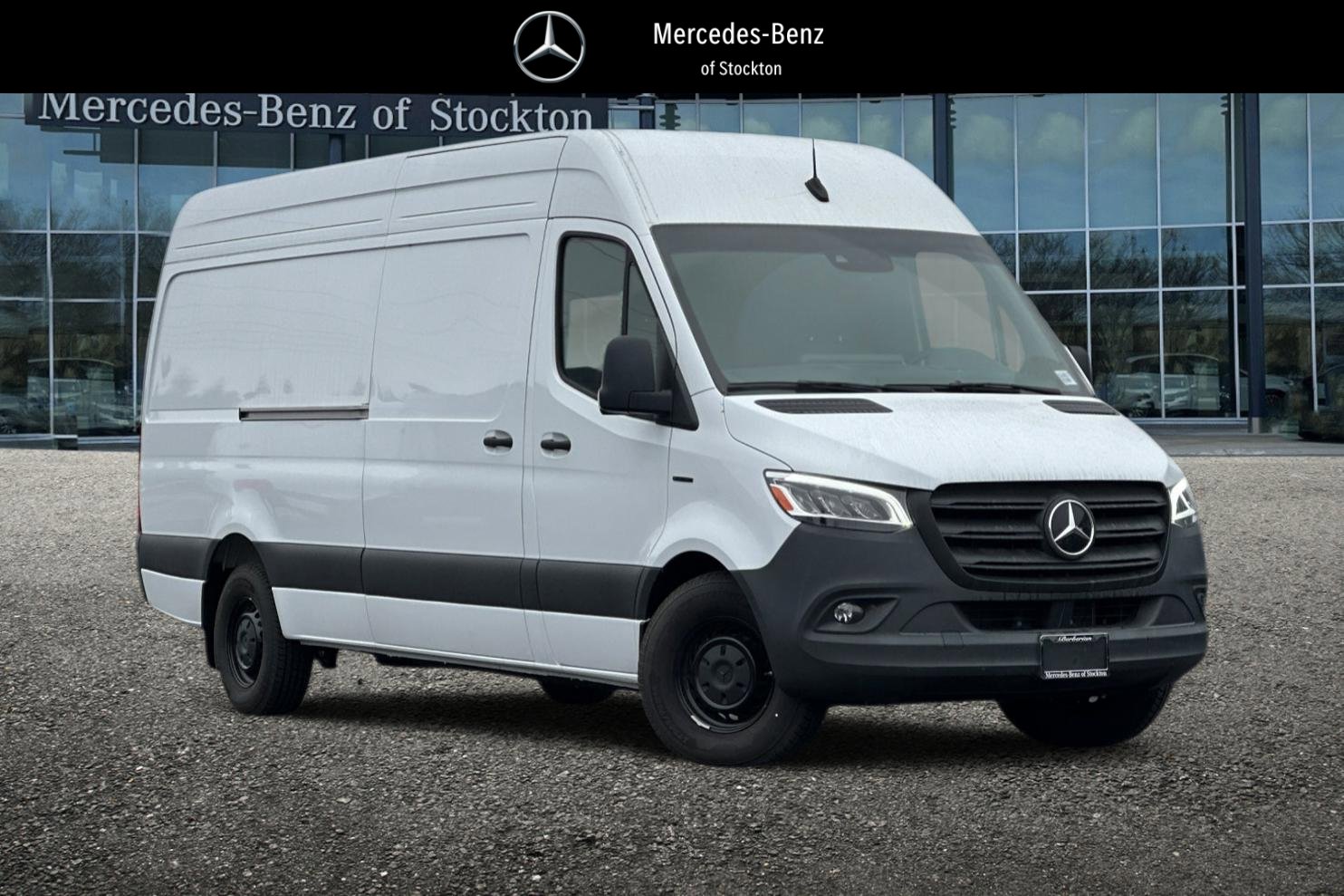 New 2024 Mercedes-Benz eSprinter 170 Cargo image 1