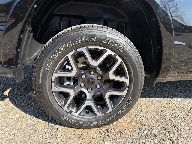 Used 2025 RAM 1500 Laramie w/ Sport Appearance Package image 17
