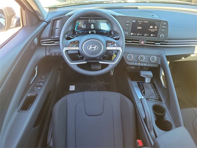 New 2026 Hyundai Elantra SE image 7