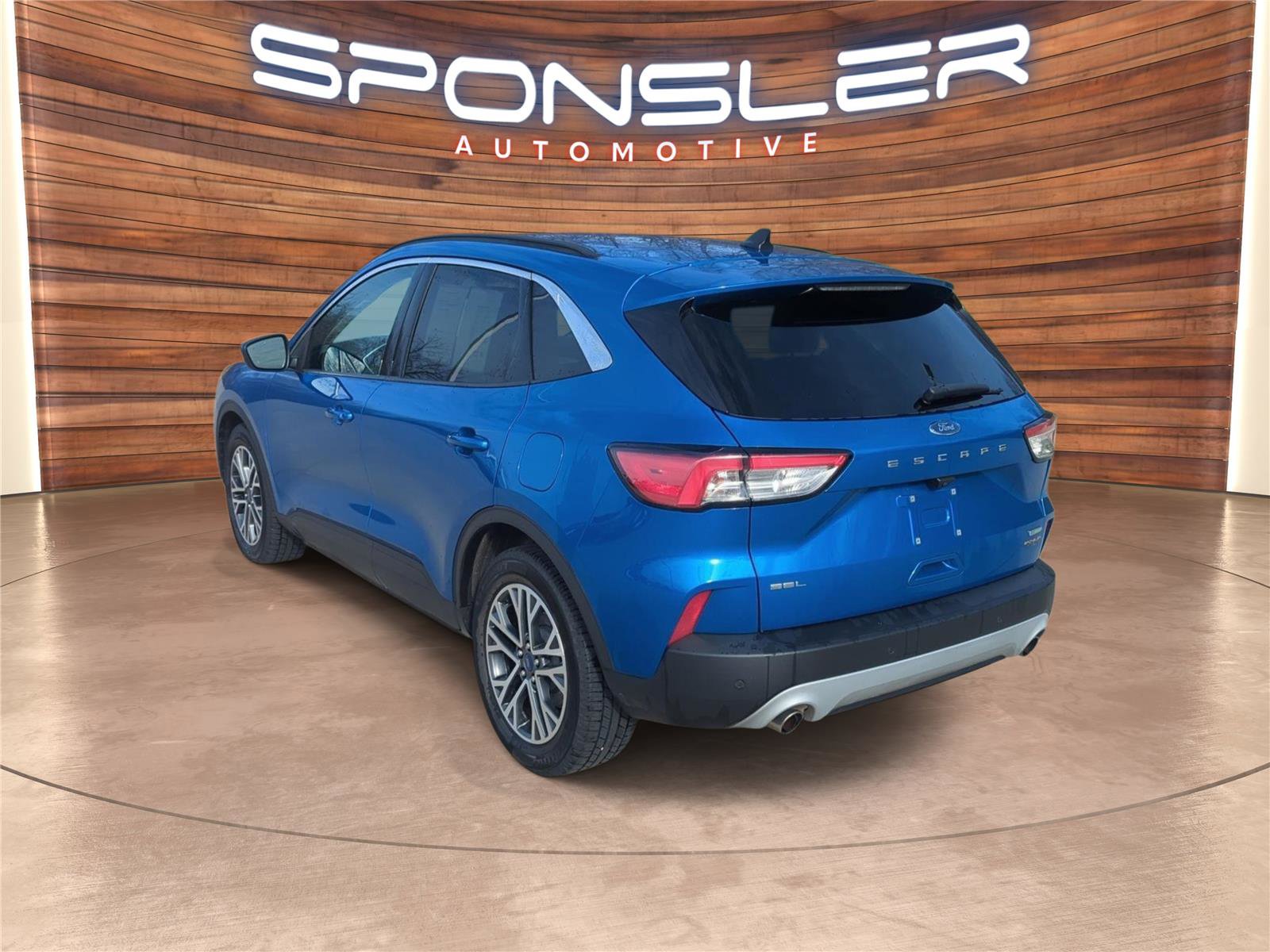 Used 2020 Ford Escape SEL FWD image 3