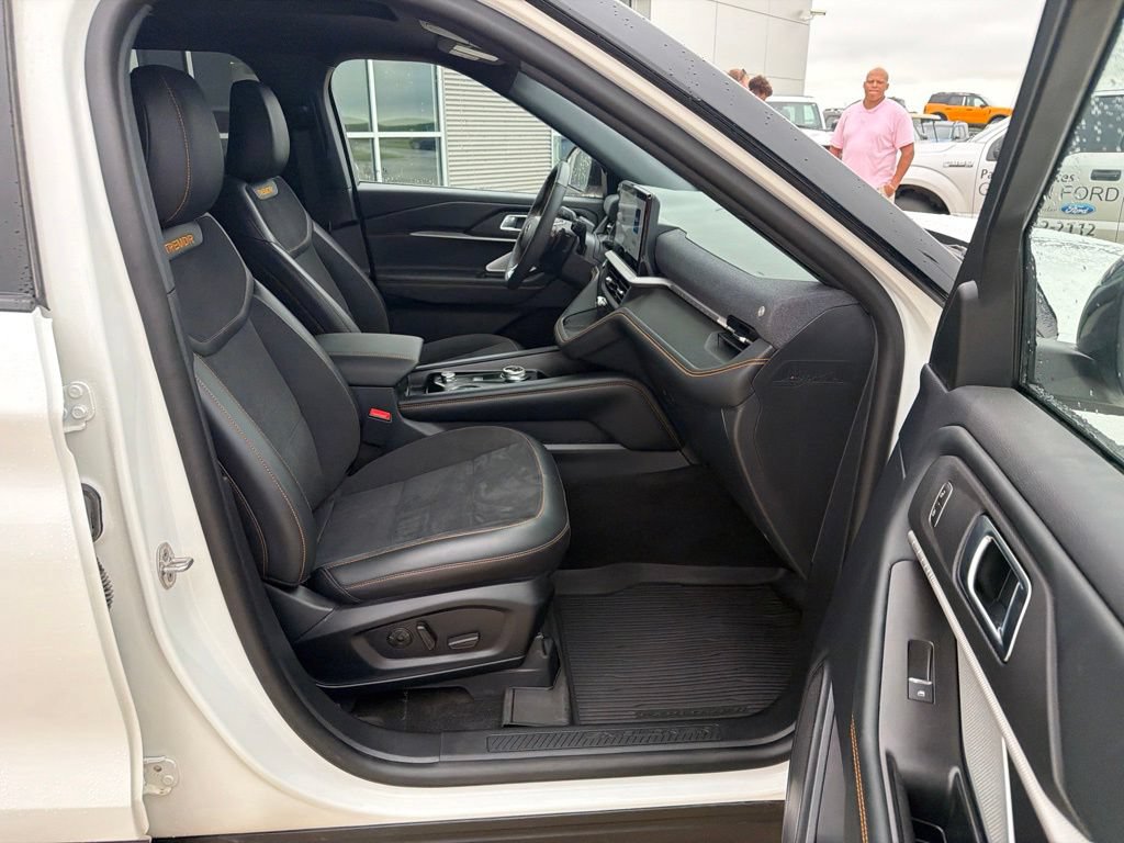 Used 2026 Ford Explorer Tremor w/ Tremor Ultimate Package AWD/4WD image 28