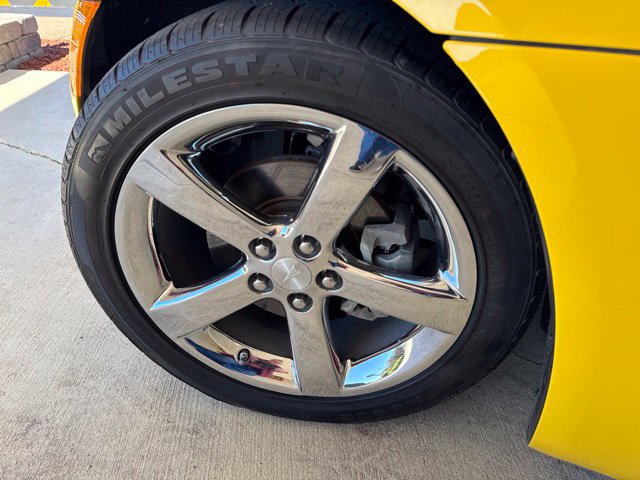 Used 2008 Pontiac Solstice GXP w/ Premium Package RWD image 25