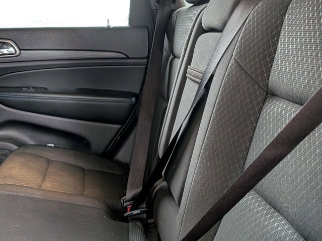 Used 2019 Jeep Grand Cherokee Laredo image 14