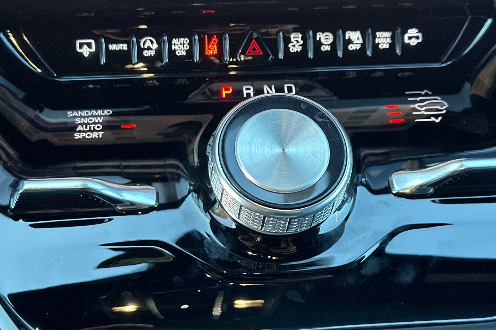 New 2026 Jeep Grand Wagoneer Summit image 26