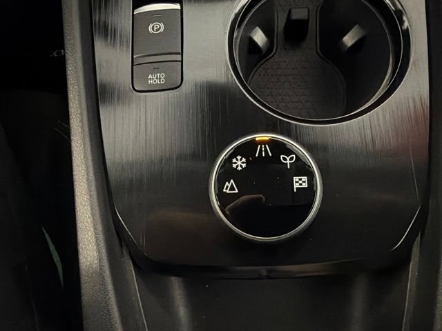Used 2023 Nissan Rogue S AWD/4WD image 27