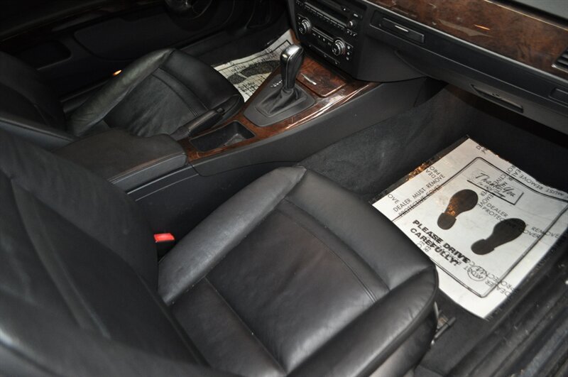 Used 2009 BMW 335i xDrive Coupe AWD/4WD image 17