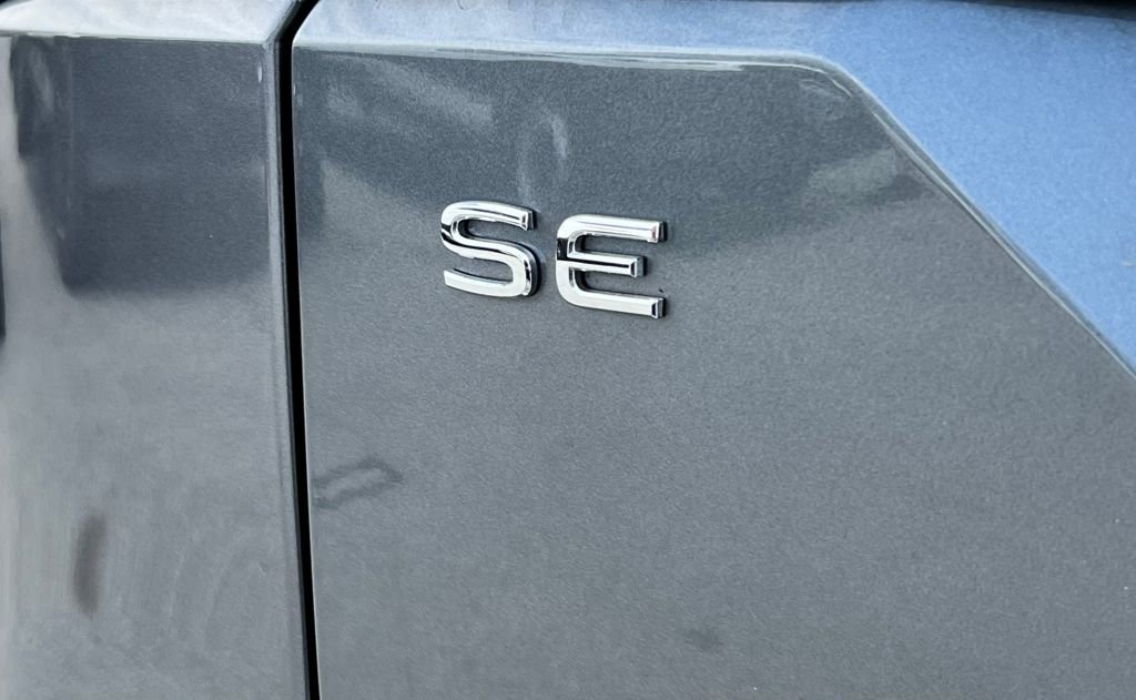 Used 2025 Volkswagen Atlas SE image 17