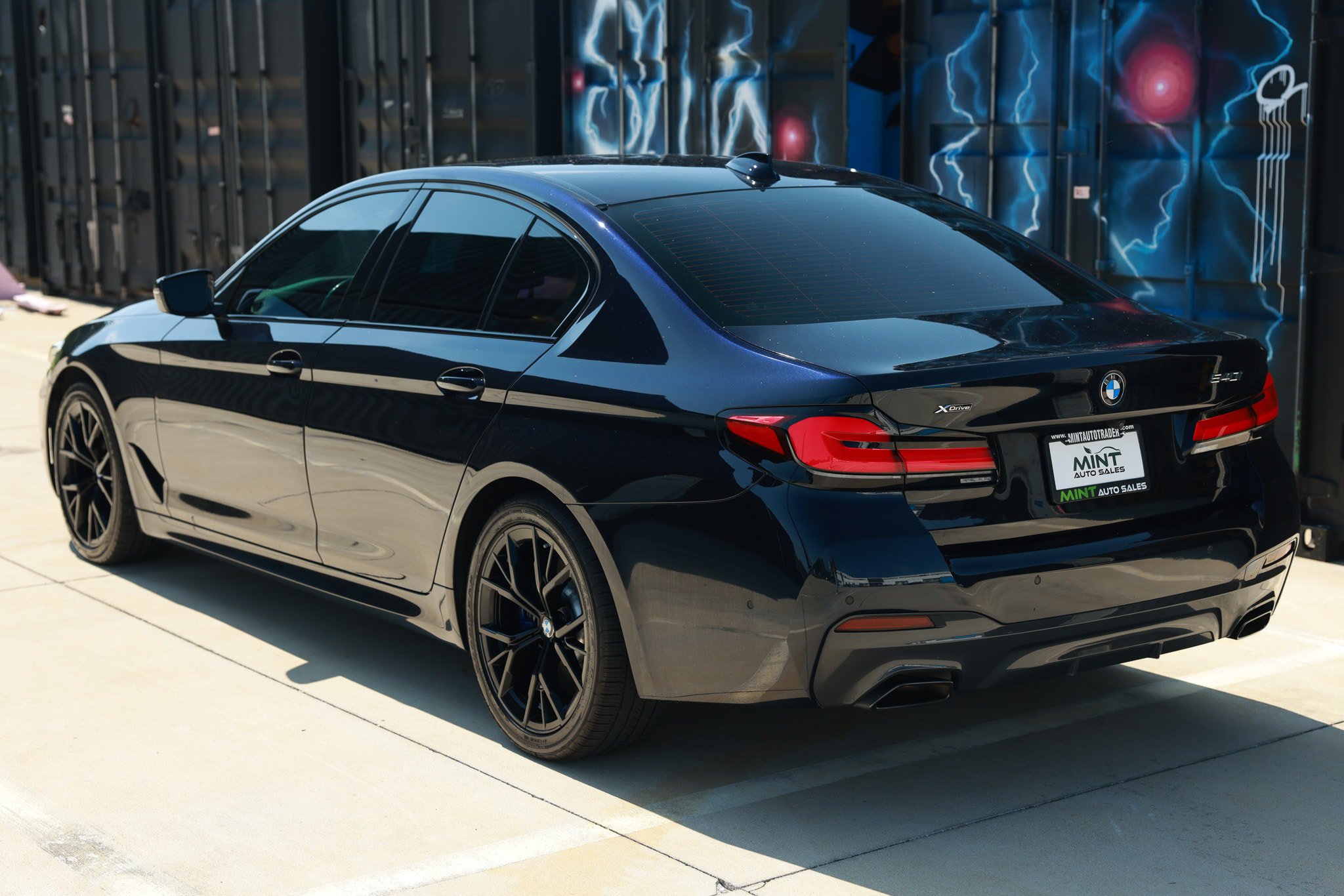 Used 2022 BMW 540i xDrive w/ Executive Package AWD/4WD image 8