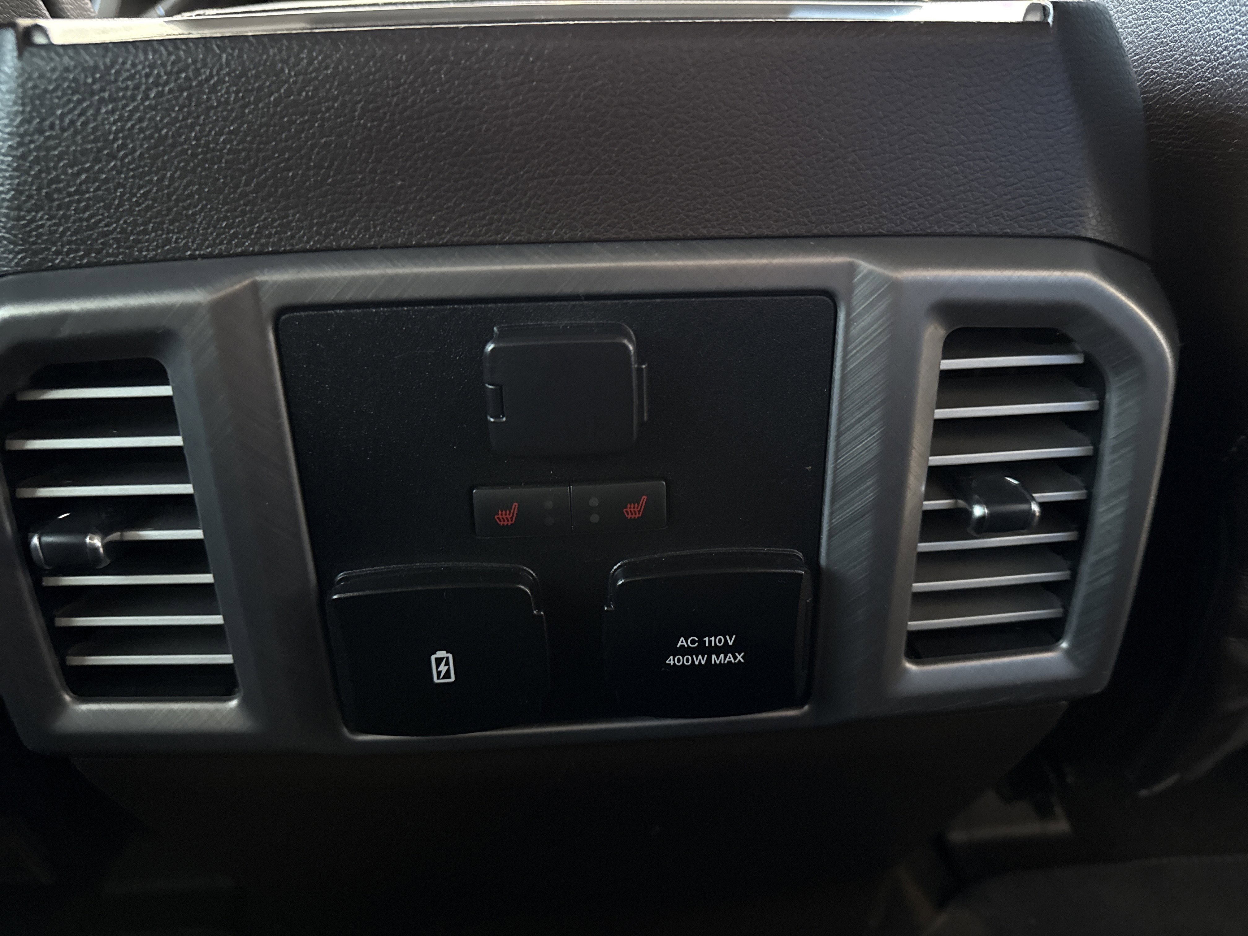 Used 2019 Ford F150 Limited w/ Trailer Tow Package image 15