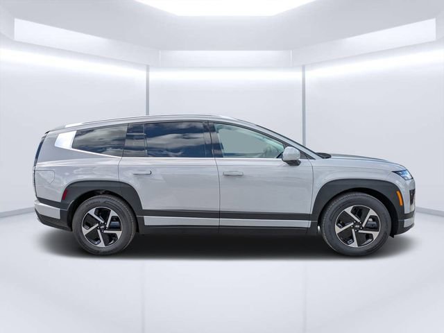 New 2026 Hyundai Ioniq 9 S image 2
