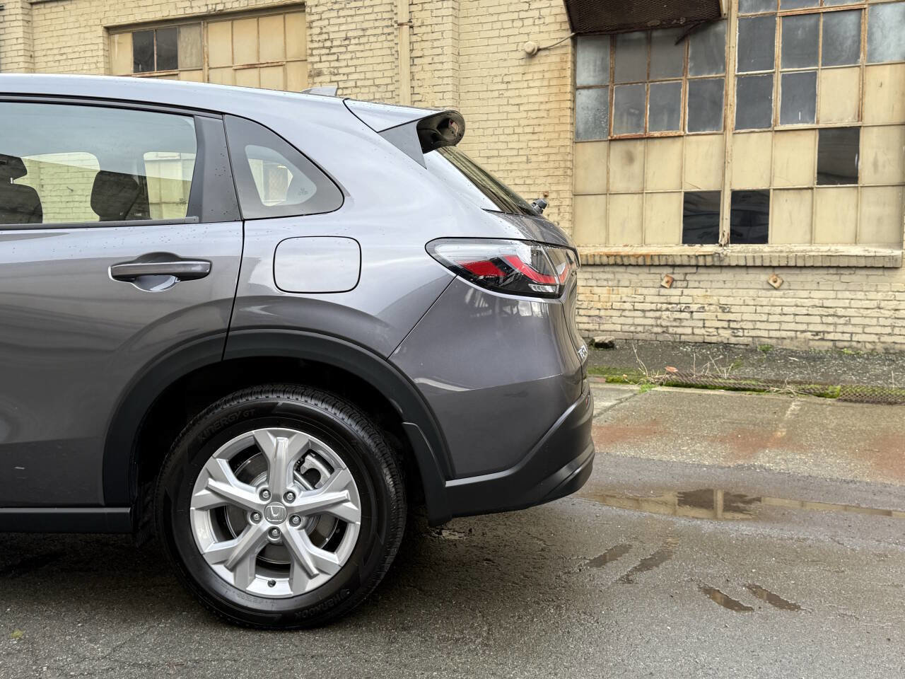 Used 2023 Honda HR-V LX image 38