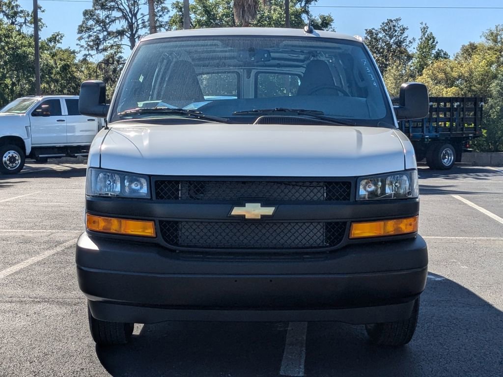 New 2025 Chevrolet Express 2500 w/ Driver Convenience Package image 9