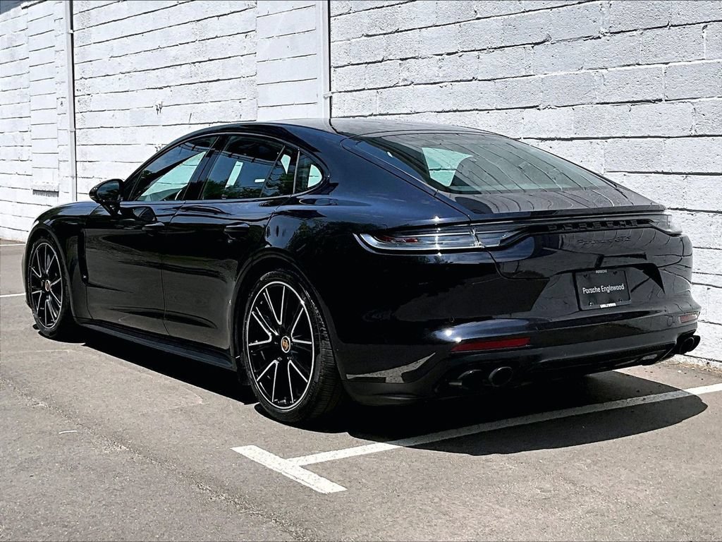 Certified 2022 Porsche Panamera GTS AWD/4WD image 3