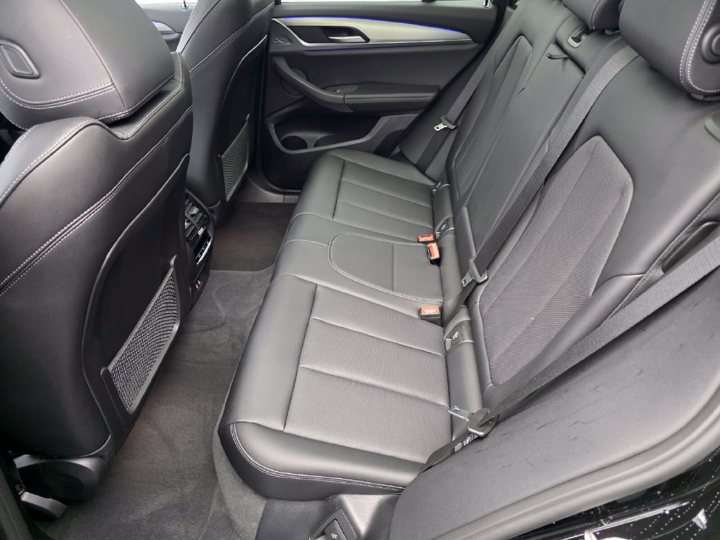 Certified 2024 BMW X3 sDrive30i w/ Convenience Package RWD image 14
