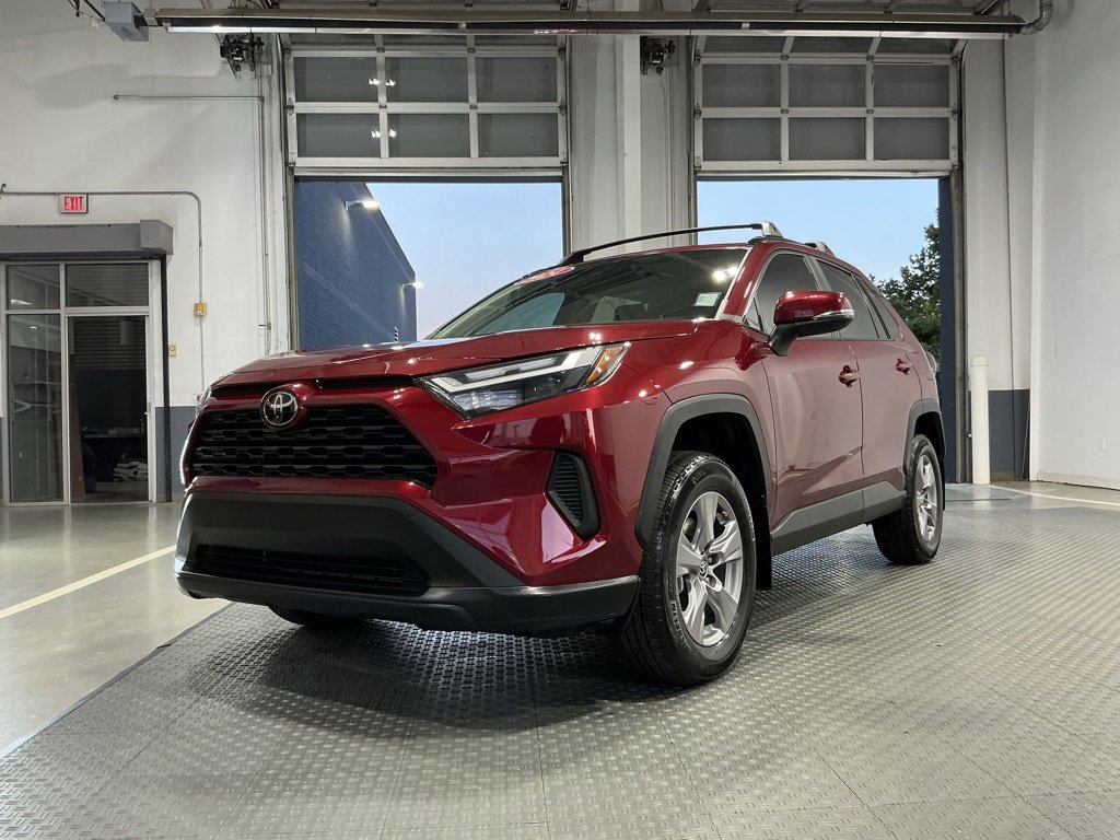 Used 2024 Toyota RAV4 XLE image 2