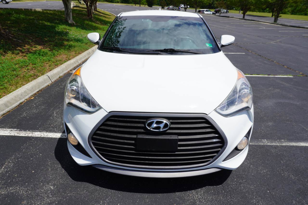 Used 2016 Hyundai Veloster Turbo FWD image 4