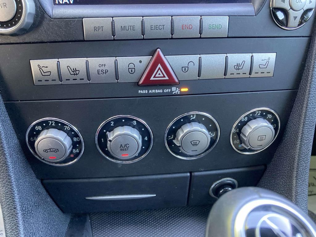 Used 2007 Mercedes-Benz SLK 350 image 13